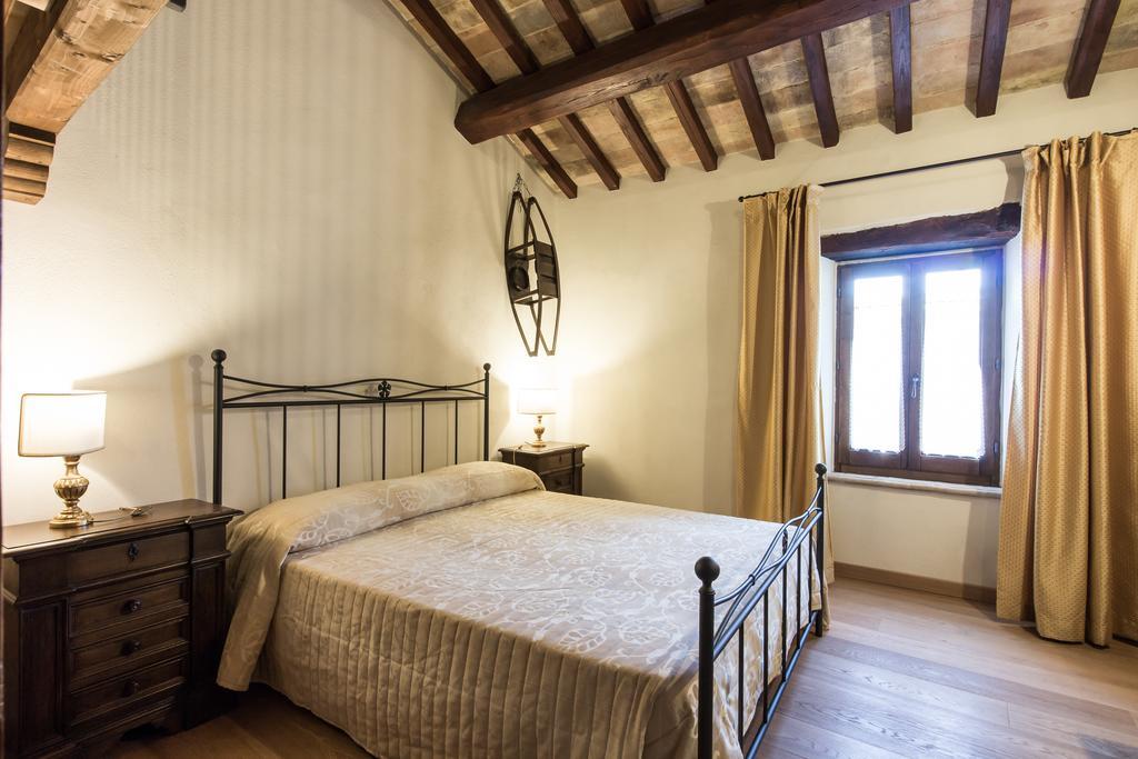 Domus In Castro Bed & Breakfast Montecchio  ห้อง รูปภาพ
